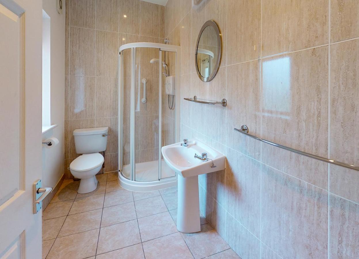 Lakeside Holiday Homes Killaloe Dış mekan fotoğraf